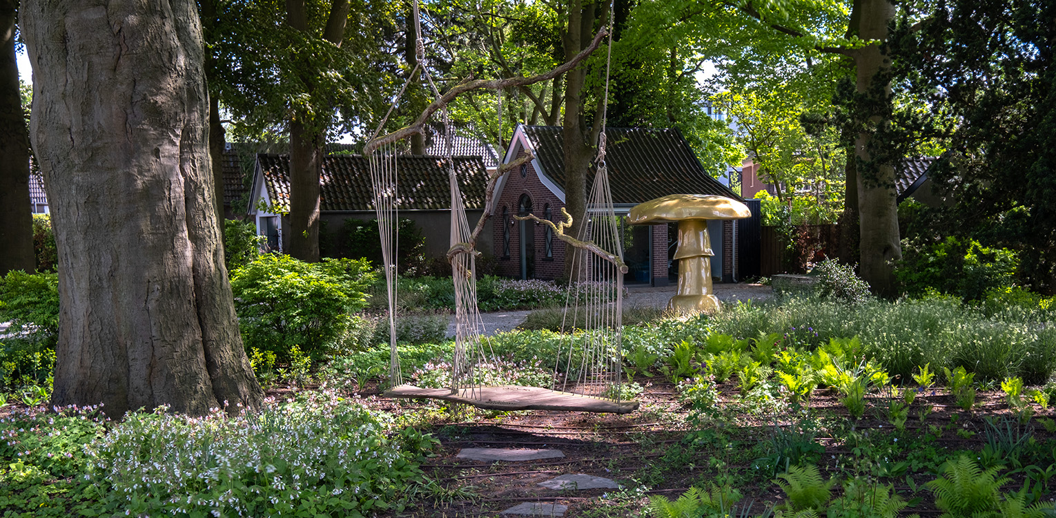 tuinontwerp-kantoorvilla-Apeldoorn-tuinkunst-Chiel-Kuijl-denkers-in-tuinen-Apeldoorn-tuinarchitectuur