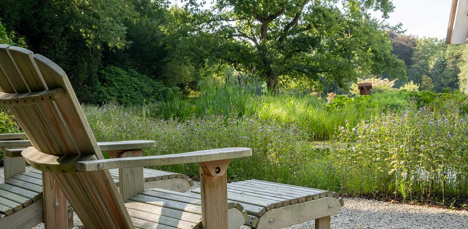 tuinontwerp-villatuin-Aerdenhout-natuurlijke-zwemvijver-2-denkers-in-tuinen-Apeldoorn-tuinarchitectuur