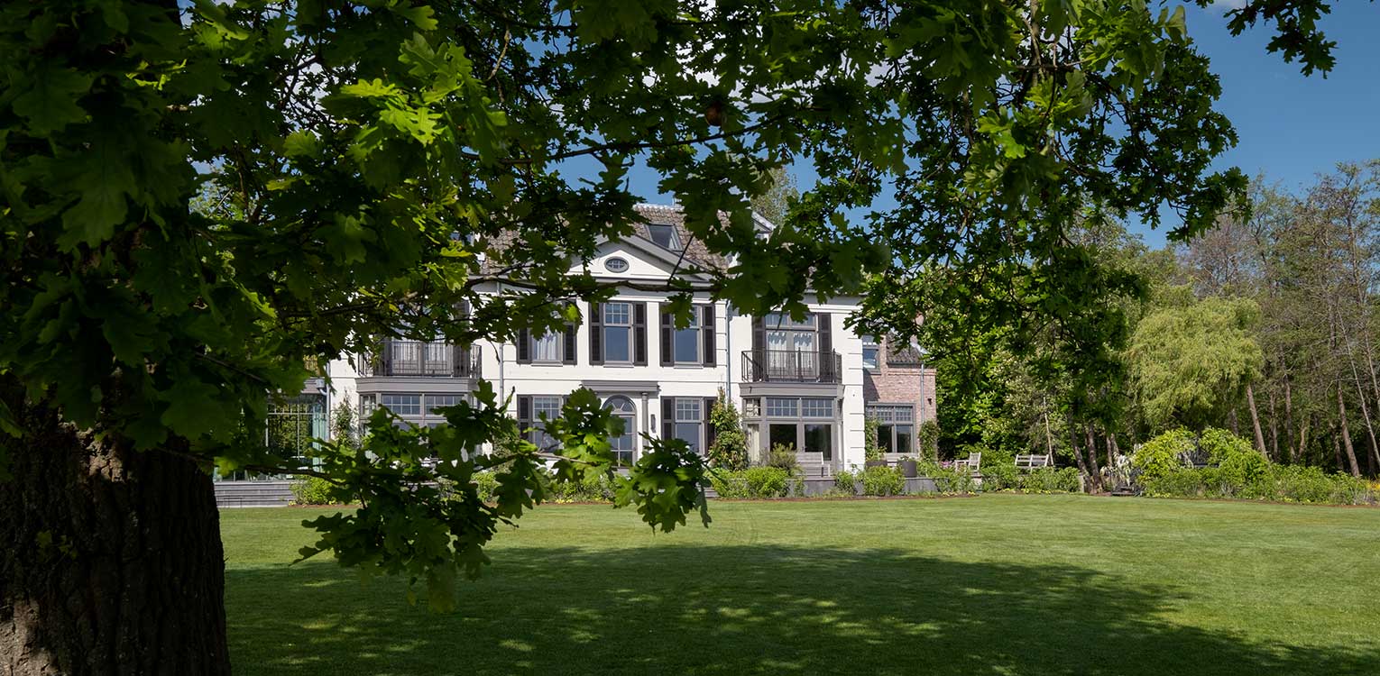 tuinontwerp-villatuin-vechtstreek-denkers-in-tuinen-Apeldoorn-tuinarchitectuur