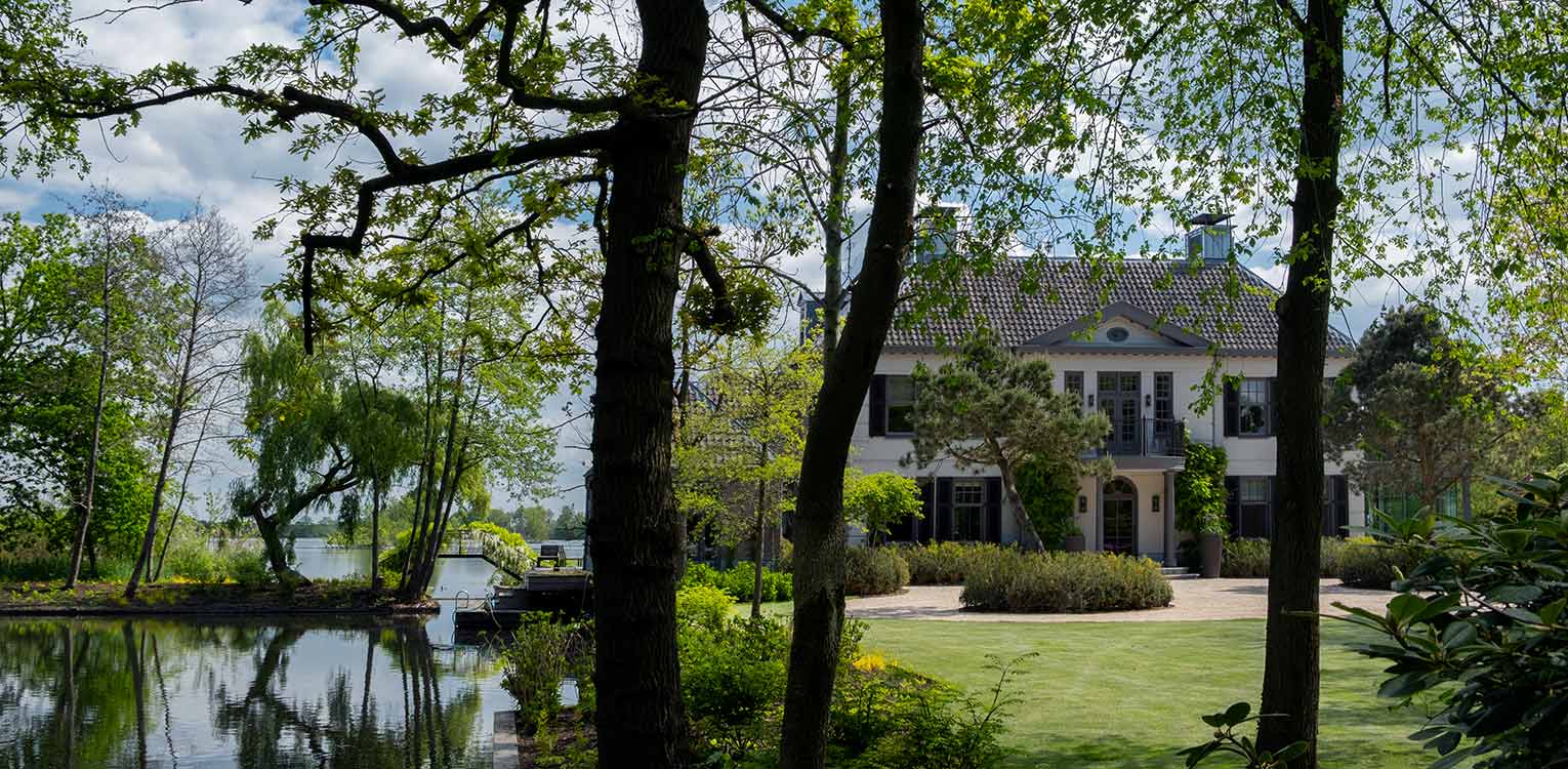 tuinontwerp-villatuin-vechtstreek-zwemvijver-denkers-in-tuinen-Apeldoorn-tuinarchitectuur