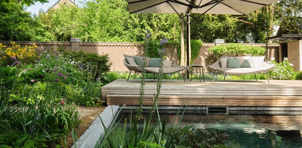 tuinontwerp bostuin vlonder teak gerenoveerde villatuin apeldoorn