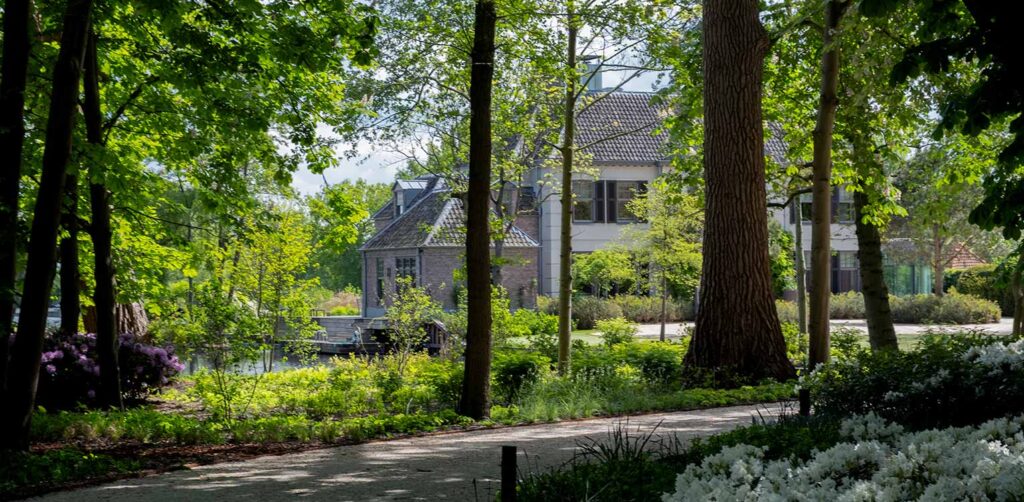 tuinen tussen villapark, bos en welstand